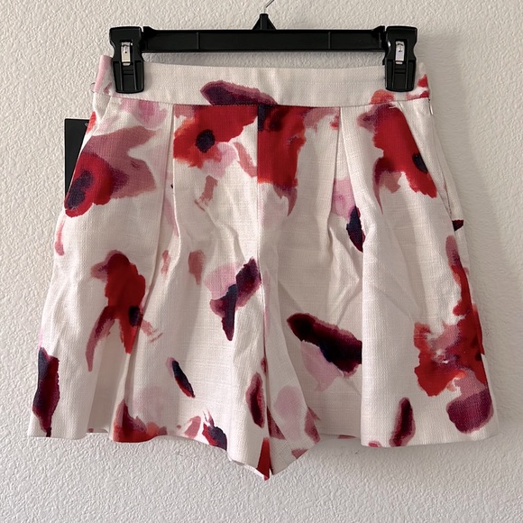 Zara shorts new with tags - Picture 2 of 5